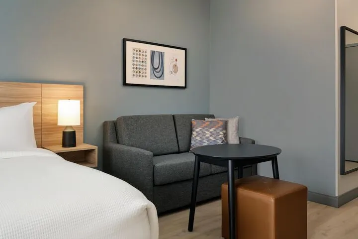 Room 5 of 36