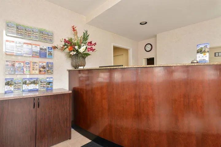 Hotel Interior 2 of 12