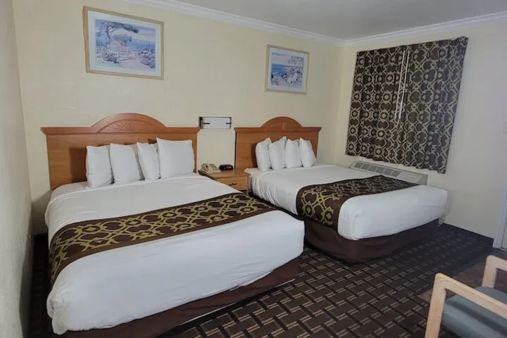 Room 2 of 74