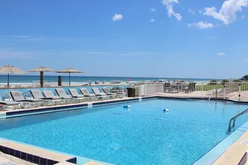 Shoreline Suites & Cabana Cottages