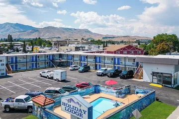 Holiday Lodge