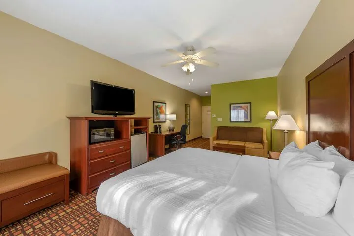 Room 5 of 23