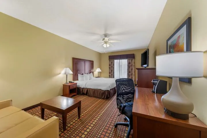 Room 3 of 23