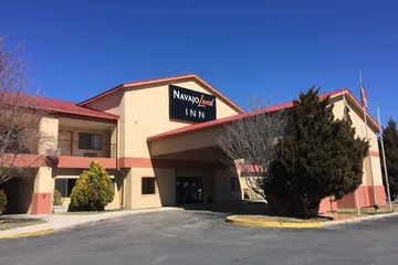 Navajoland Inn