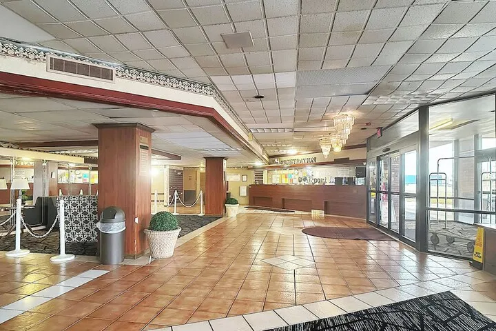 Hotel Interior 3 of 23