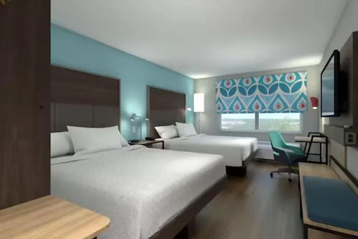 Room 5 of 43