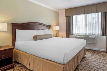 Best Western Salinas Monterey Hotel
