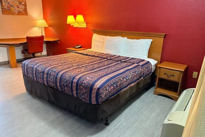 Room 2 of 11