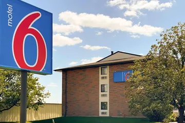 Motel 6 Elk Grove Village IL - OHare