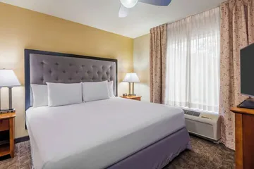 Larkspur Landing Extended Stay Suites St. Louis Riverport - Airport West