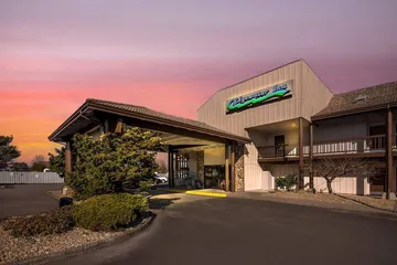 Edgewater Inn and Suites an Ascend Collection Hotel