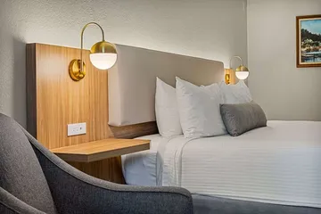 Chateau Big Bear Boutique Hotel BW Signature Collection