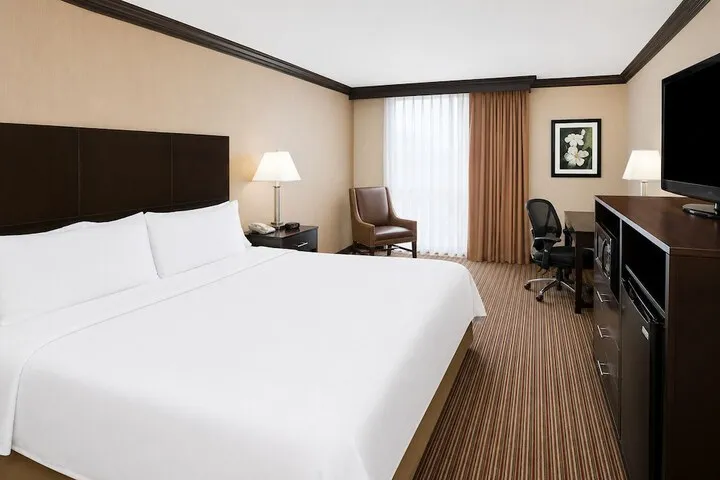 Room 4 of 14