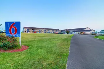 Motel 6 Charles Town WV