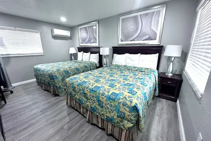 Room 5 of 23