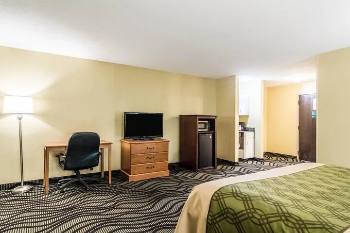 Room 4 of 31