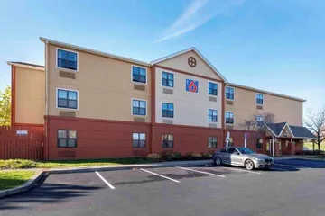 Motel 6 Suites Rochester Henrietta NY