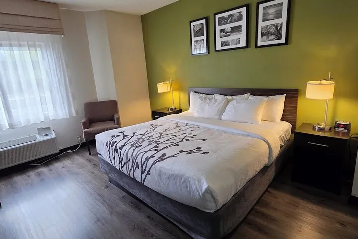 Room 3 of 30