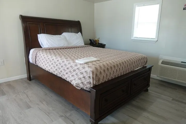 Room 3 of 11