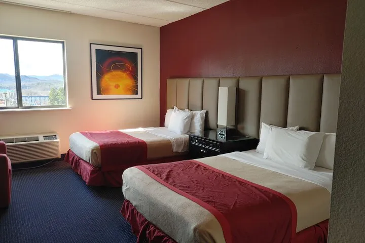 Room 5 of 27