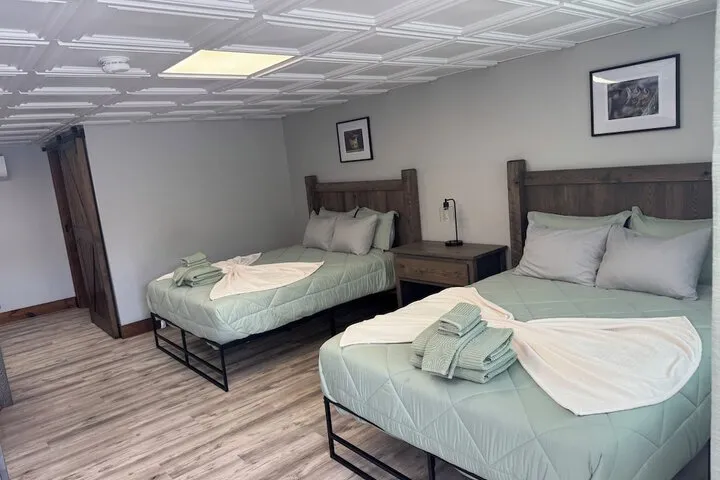 Room 5 of 72