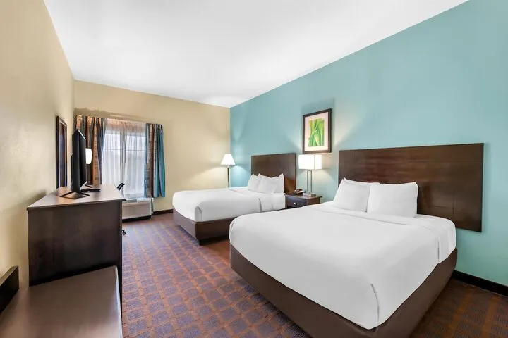 Room 4 of 30