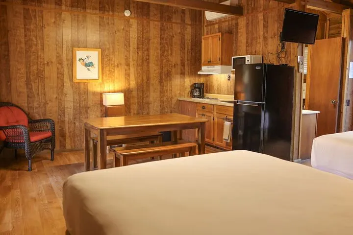Room 2 of 35